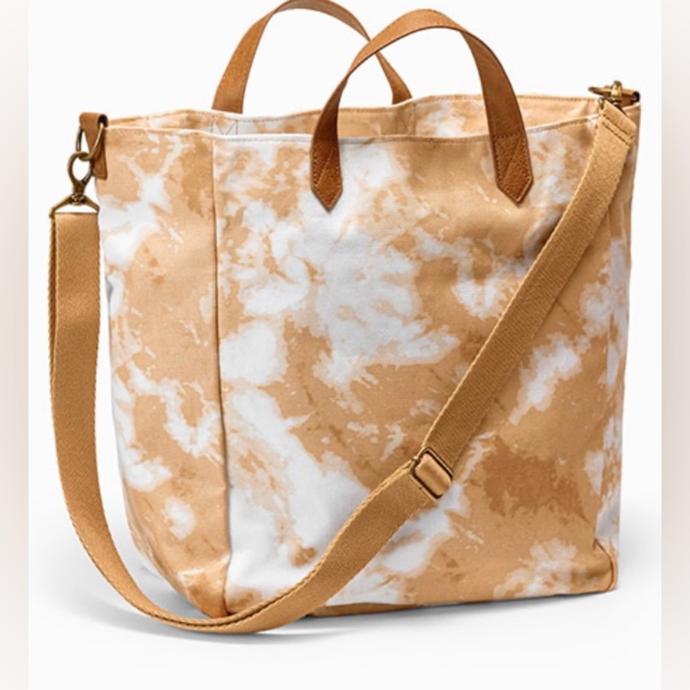 Causal Crossbody Tote